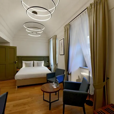 Herbal Hotel 3*