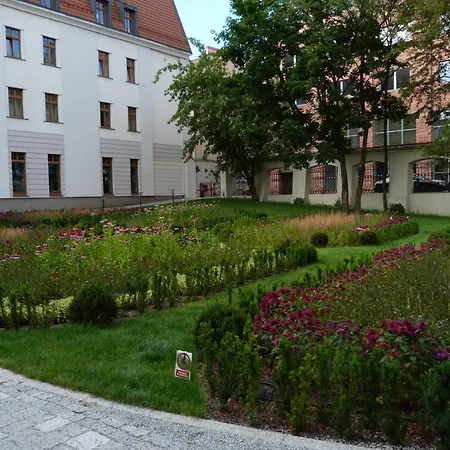 Herbal Отель 3*