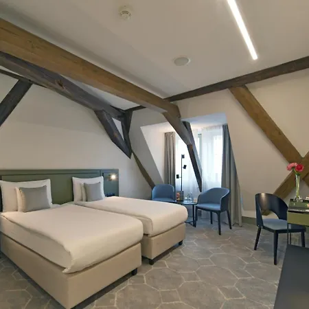 Herbal Hotel