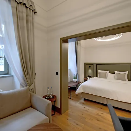 Отель Herbal 3*