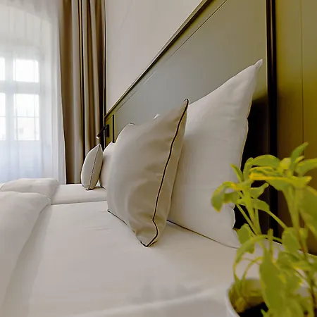 Herbal Отель 3*