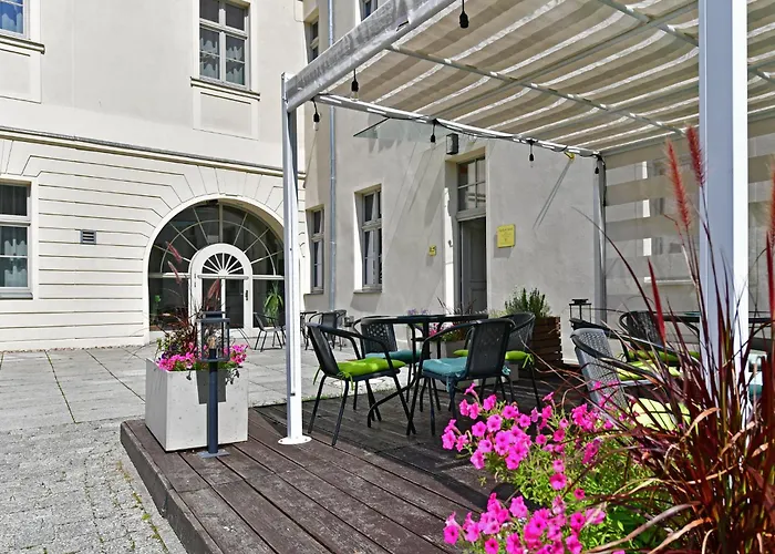 Отель Herbal 3*